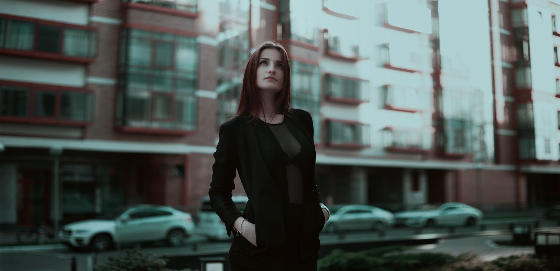 Portrét — Nikola Řezáčová, brow stylistka